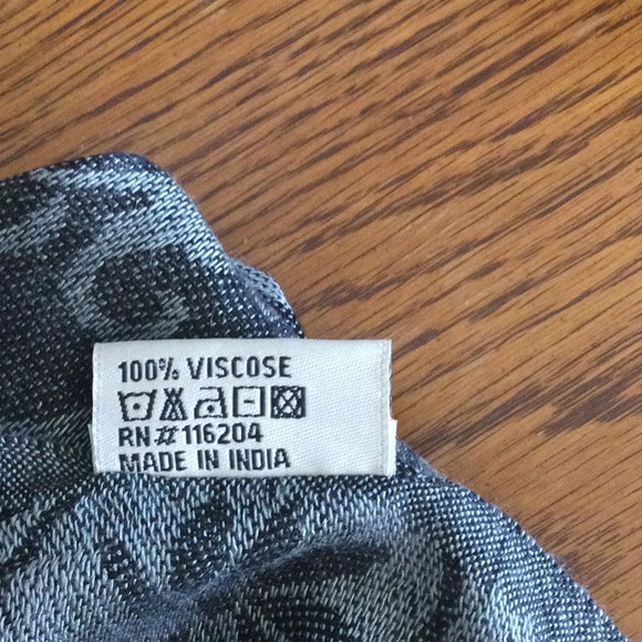 Gold Coast Scarf/Wrap - Picture 6 of 6